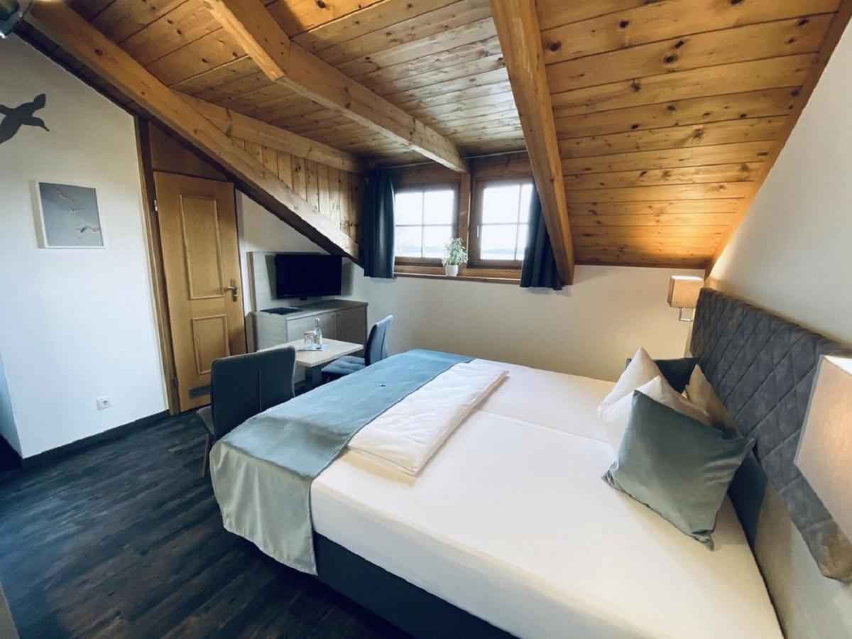 Hotel Garni Moewe Am See Prien am Chiemsee Eksteriør bilde